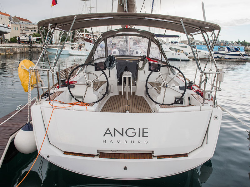 Immagine Sun Odyssey 389