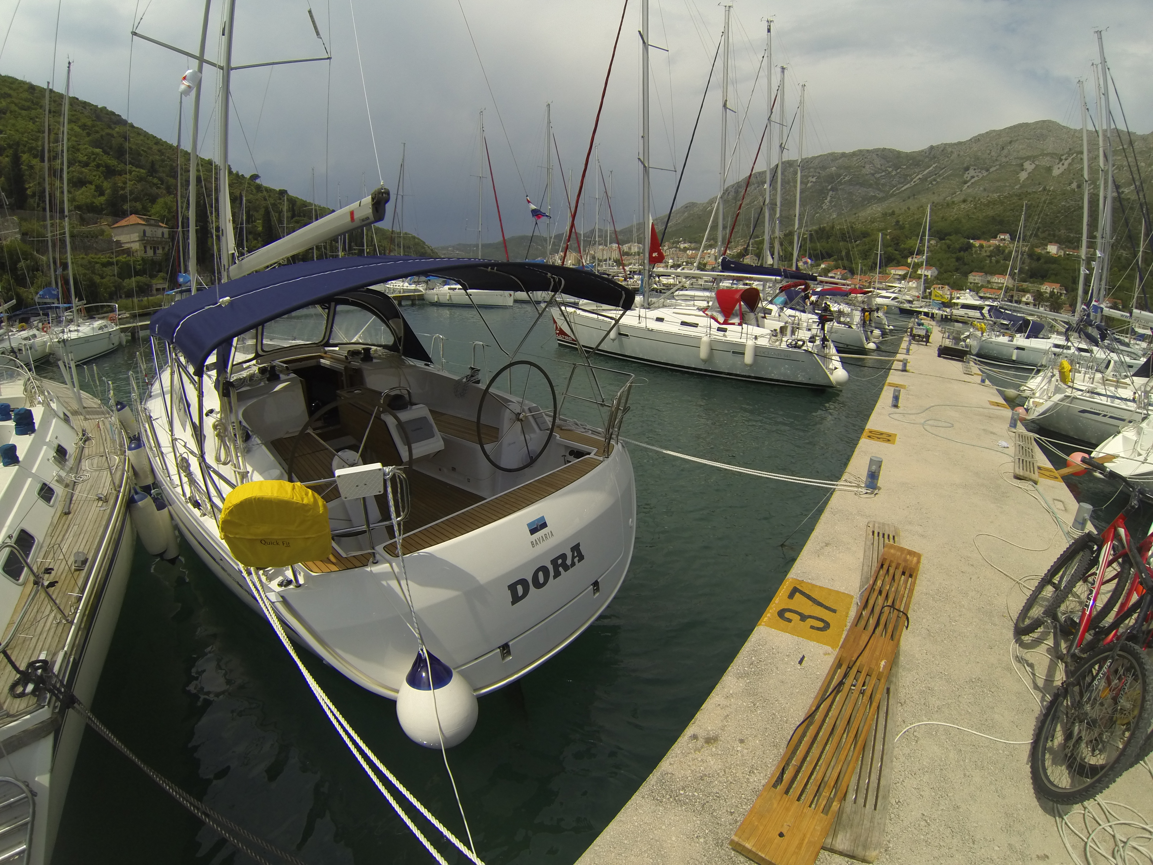 Immagine Bavaria Cruiser37