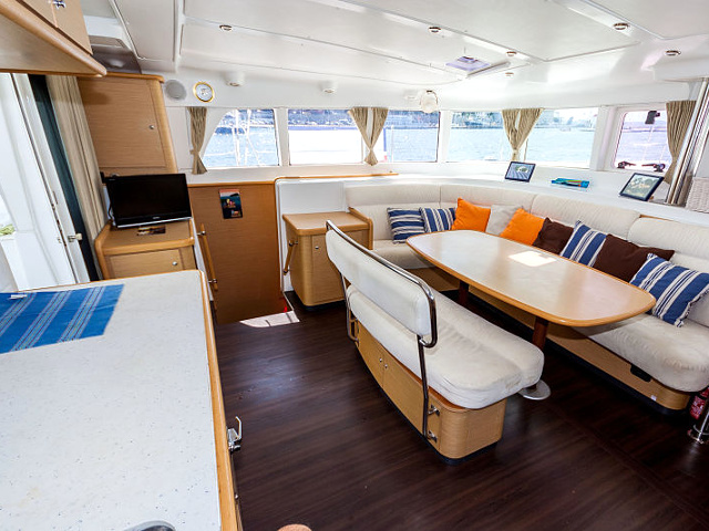 Immagine Lagoon 440
