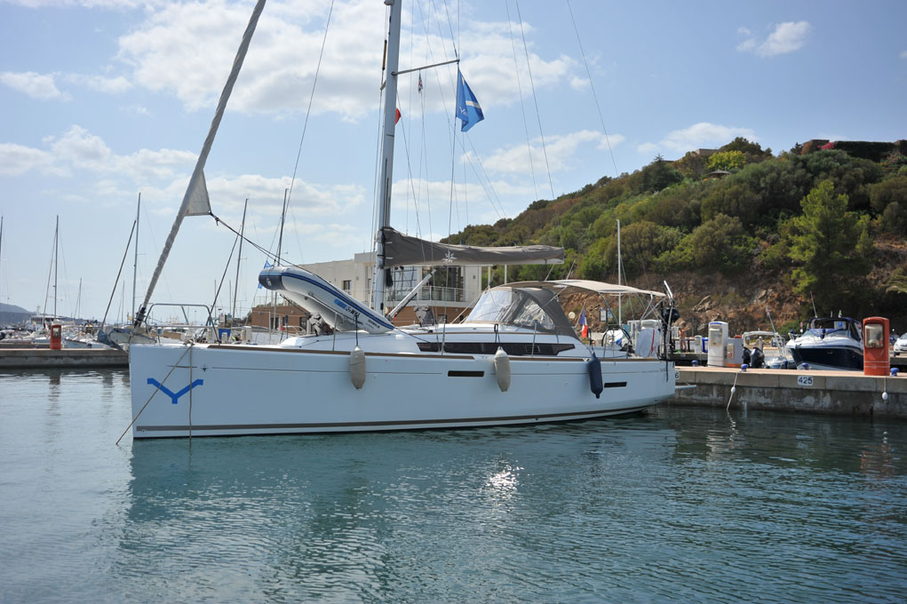 Immagine Sun Odyssey 389