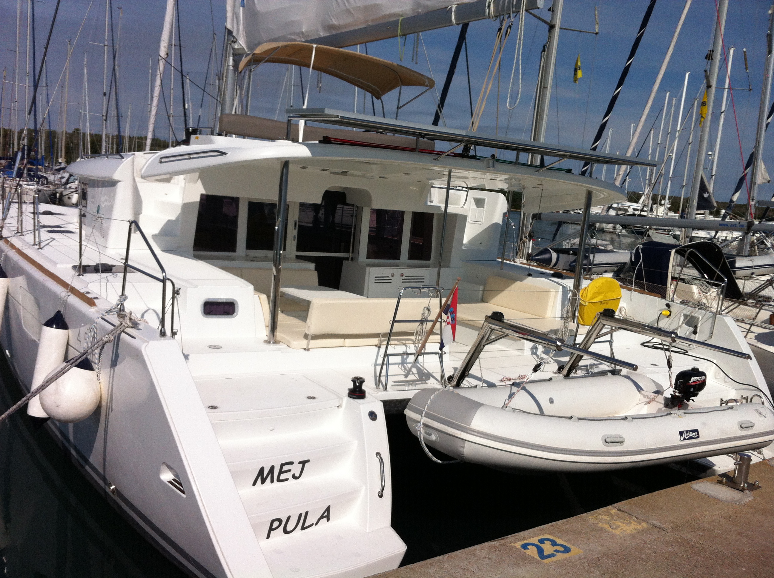 Immagine Lagoon 450