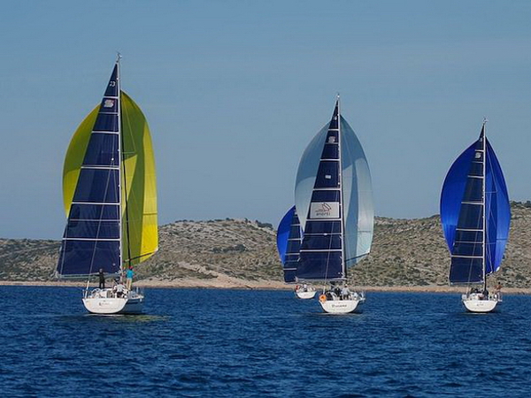Immagine Bavaria Cruiser 40S