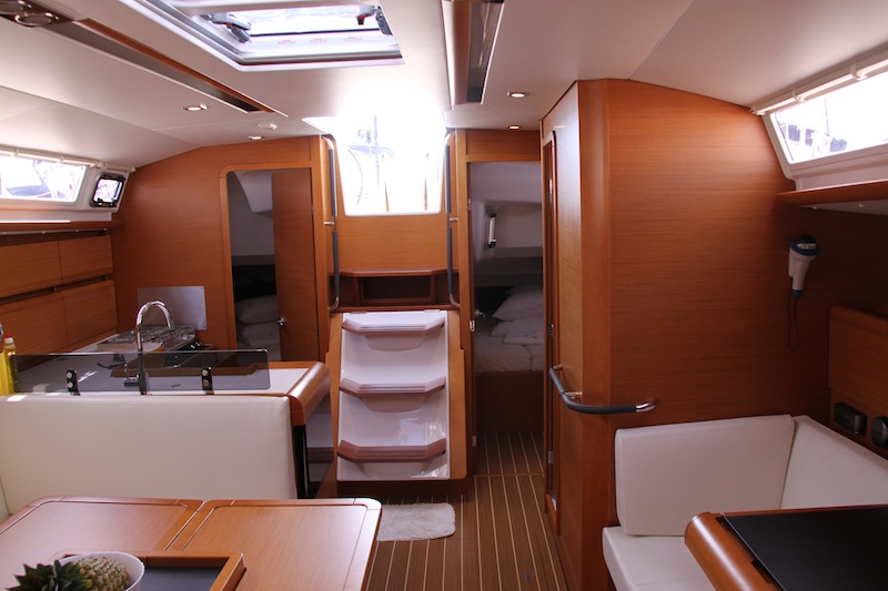 Immagine Sun Odyssey 439