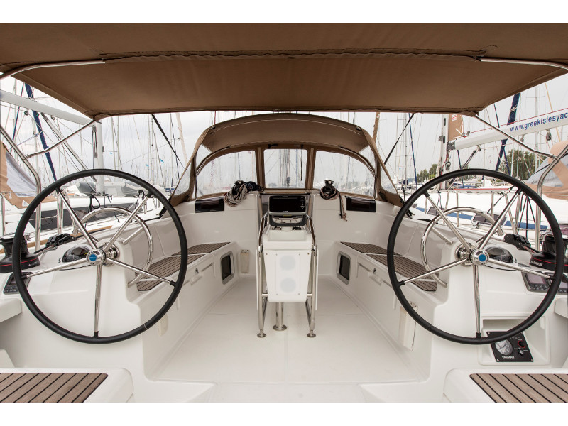 Immagine Sun Odyssey 439