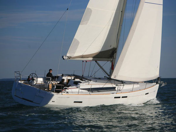 Immagine Sun Odyssey 439