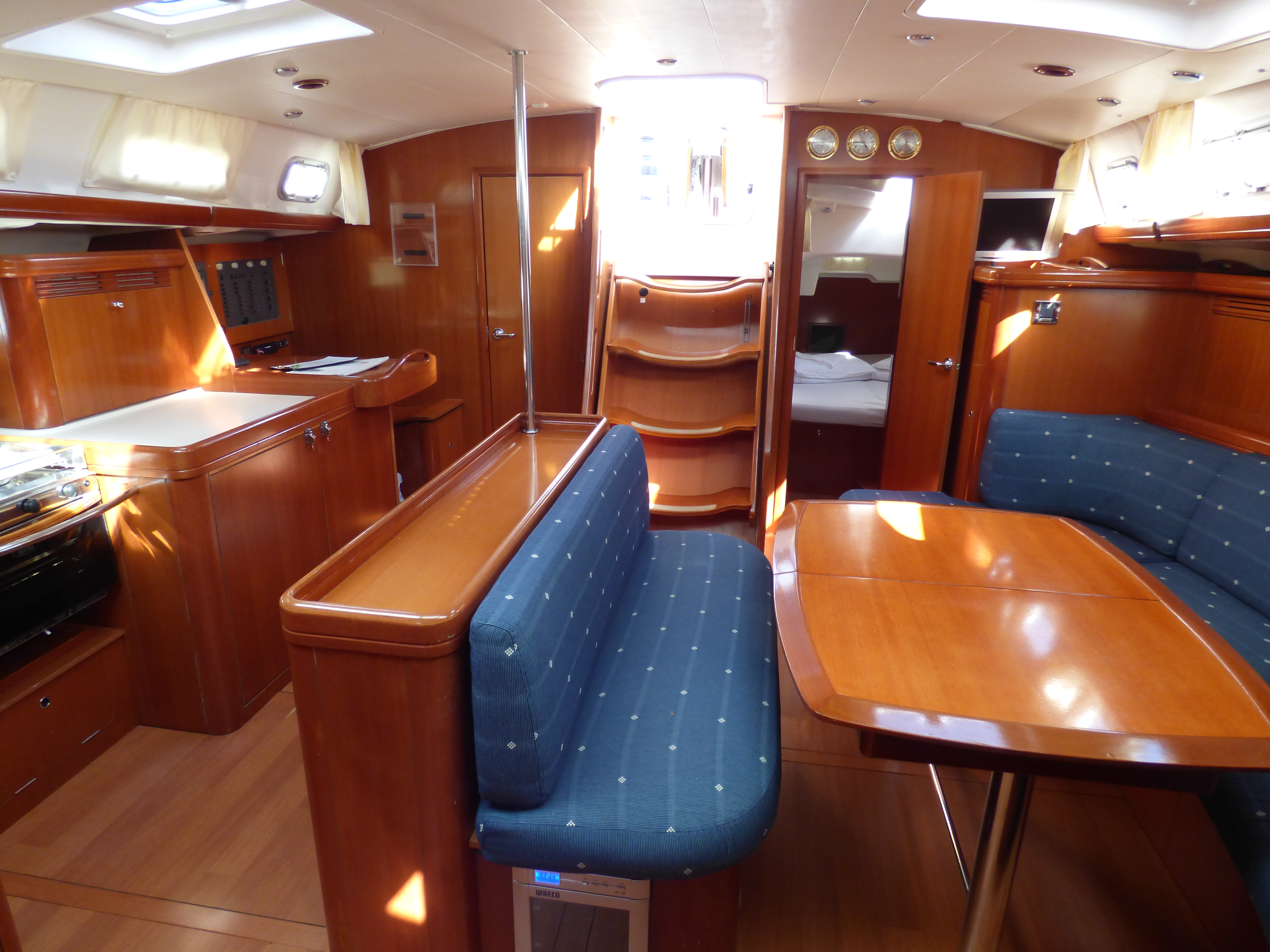 Immagine Beneteau Oceanis 523