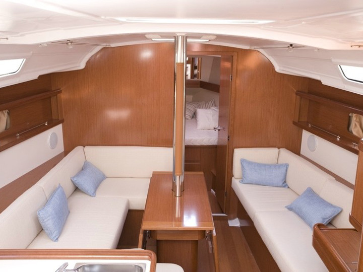 Immagine Beneteau Oceanis 37