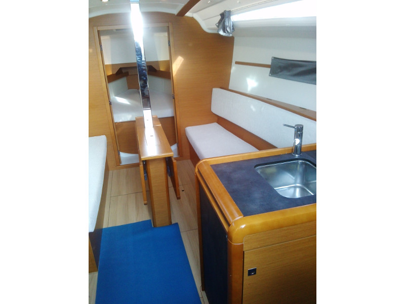 Immagine Sun Odyssey 349