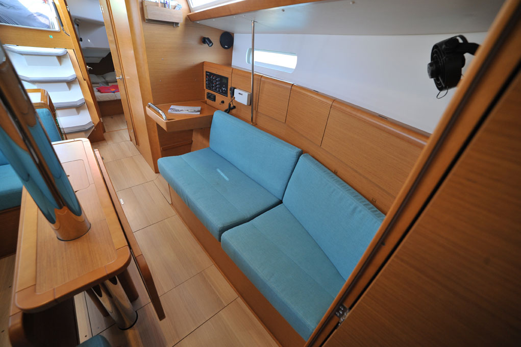 Immagine Sun Odyssey 389