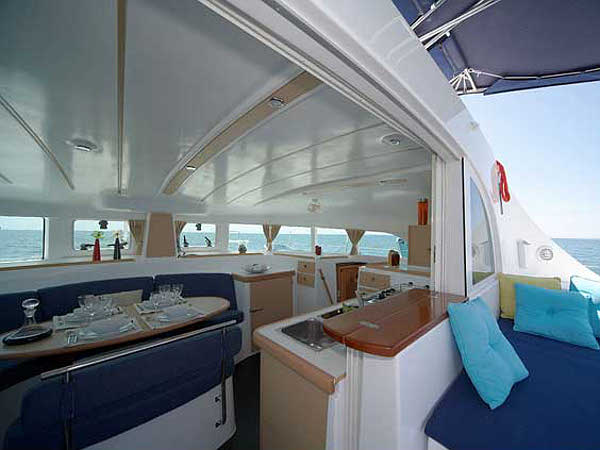 Immagine Lagoon 380