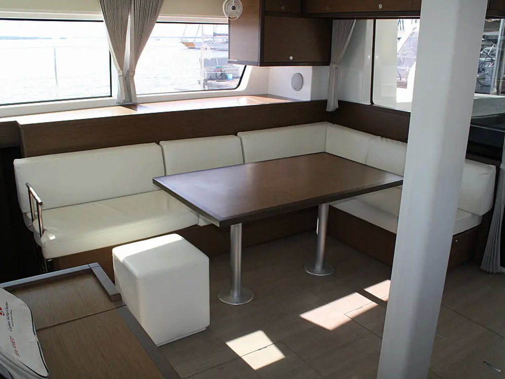 Immagine Lagoon 52