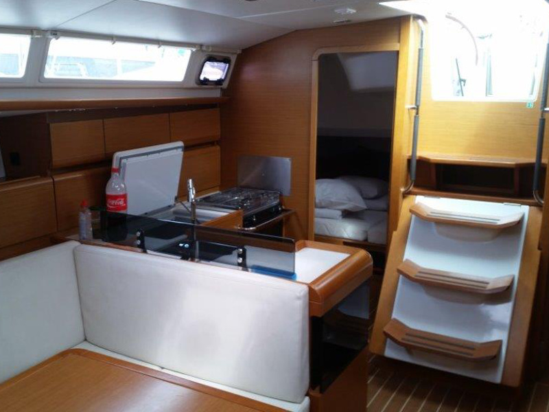 Immagine Sun Odyssey 439