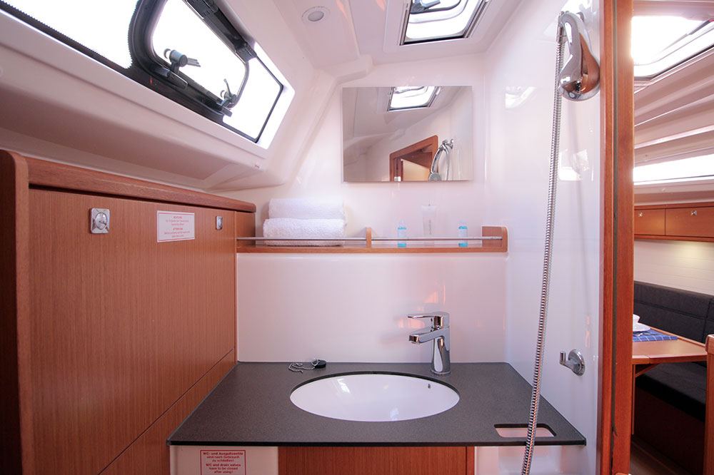 Immagine Bavaria Cruiser 37
