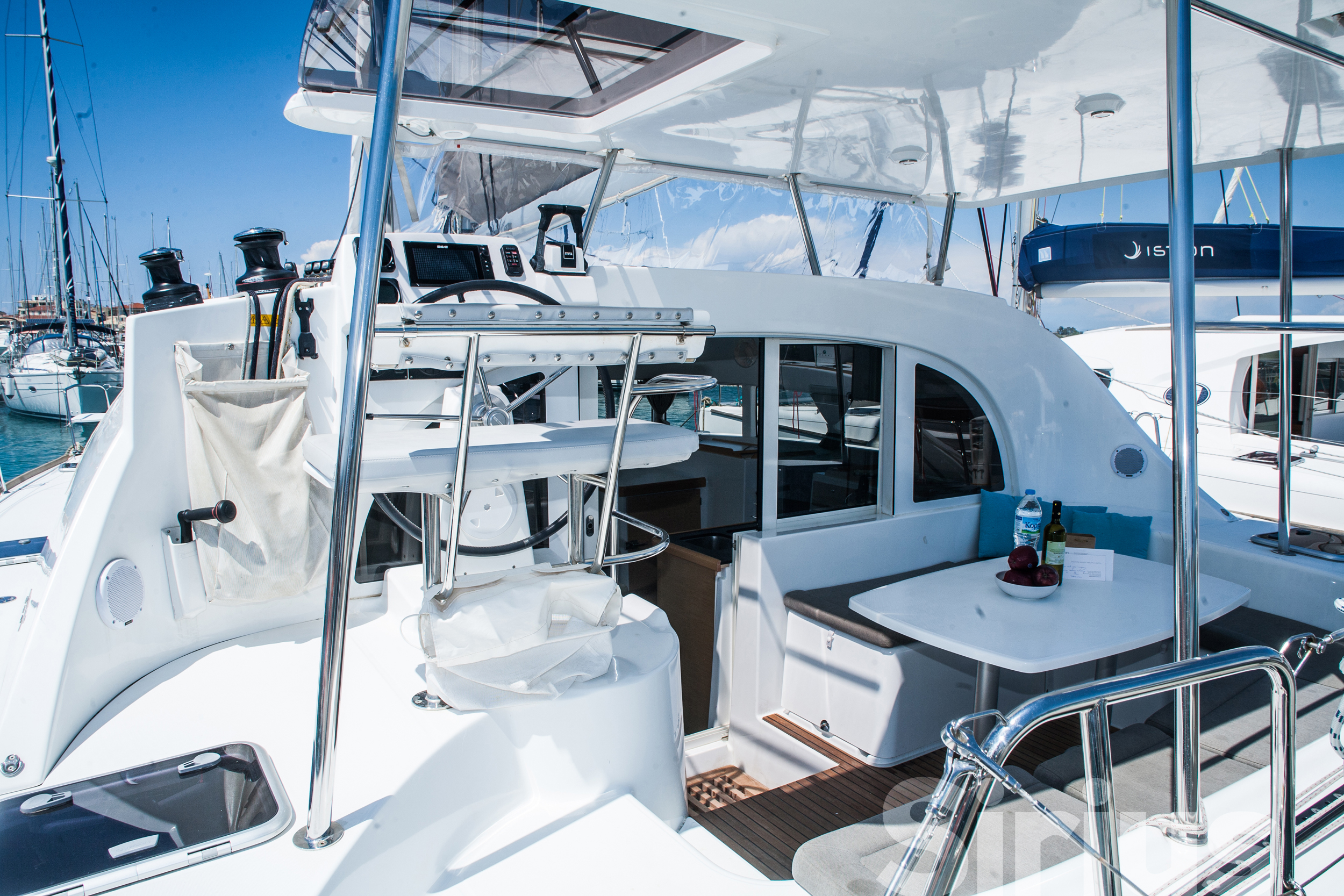 Immagine Lagoon 380