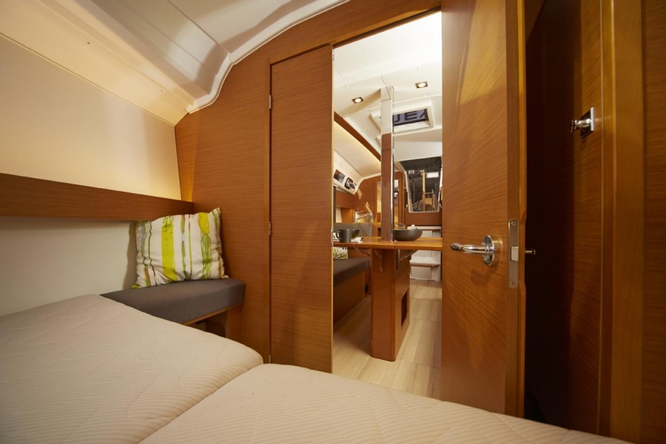 Immagine Sun Odyssey 349
