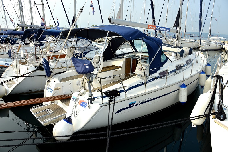 Bavaria 38 cruiser  image