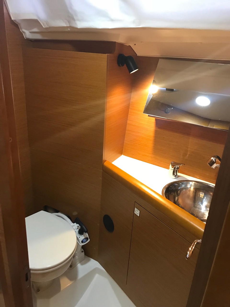 Immagine Sun Odyssey 349
