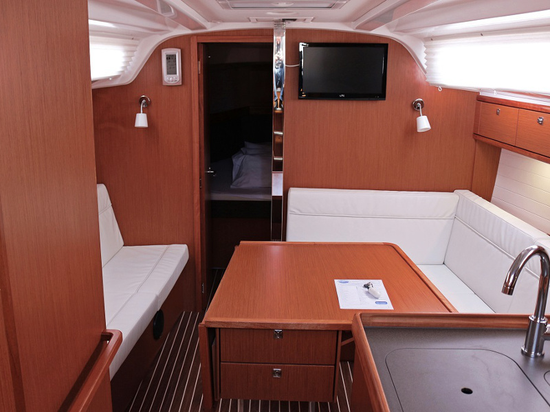 Immagine Bavaria Cruiser 37