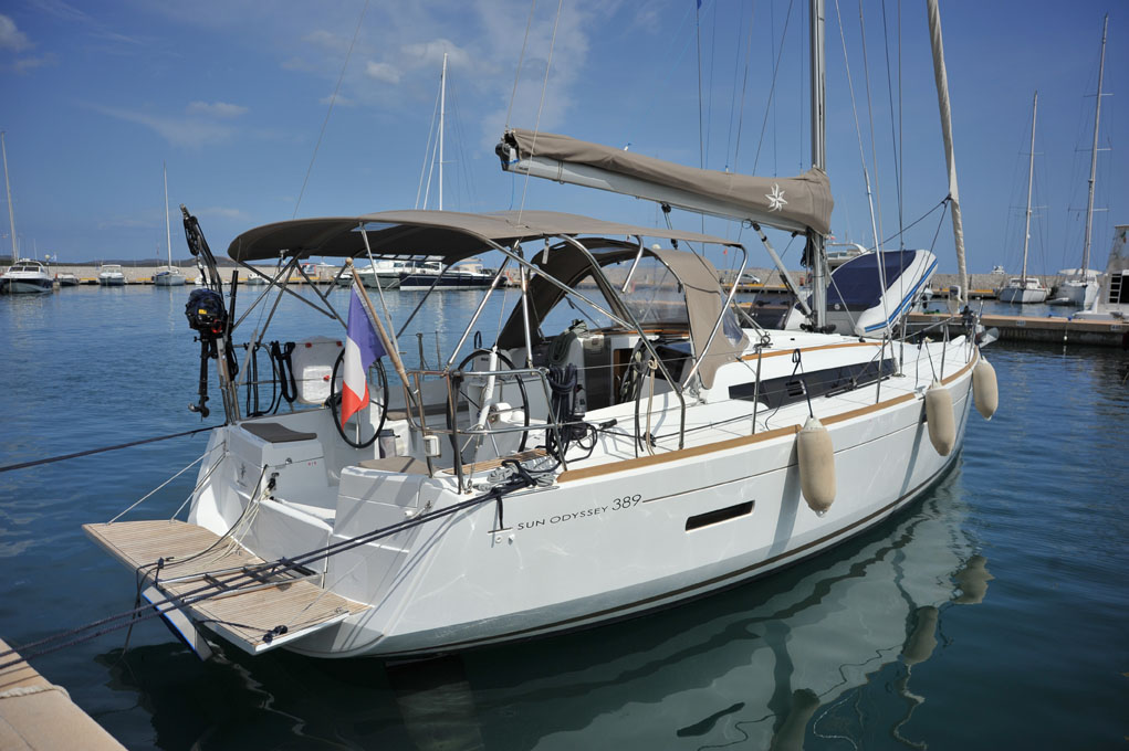 Immagine Sun Odyssey 389