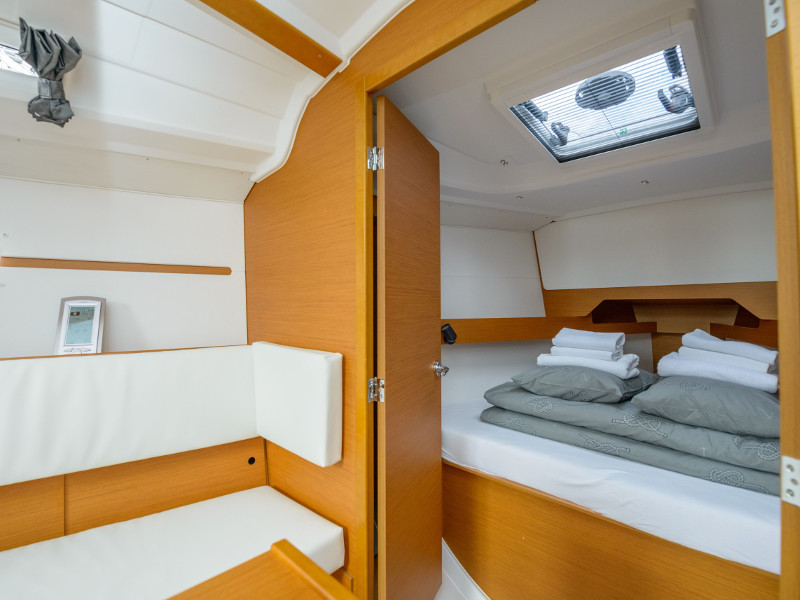 Immagine Sun Odyssey 349