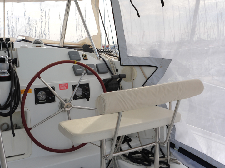 Immagine Lagoon 420