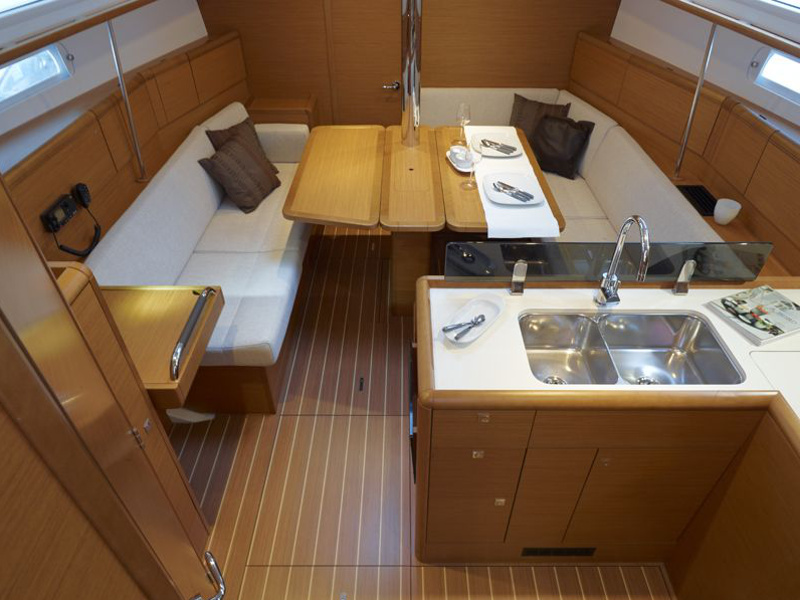 Immagine Sun Odyssey 389