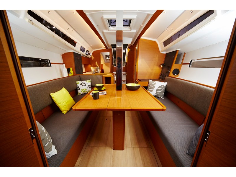 Immagine Sun Odyssey 349