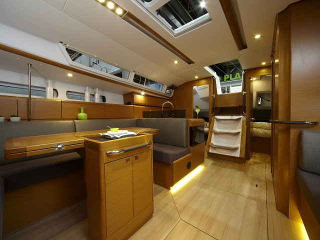 Immagine Sun Odyssey 439