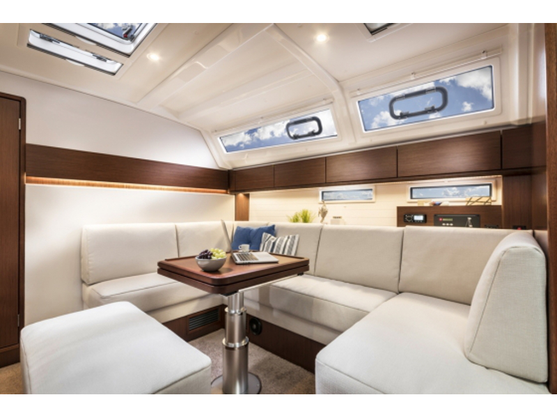 Immagine Bavaria Cruiser 46 Style