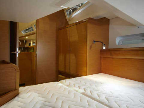 Immagine Sun Odyssey 439