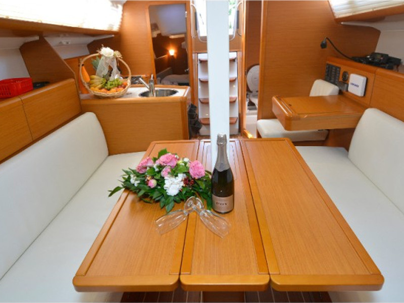 Immagine Sun Odyssey 33