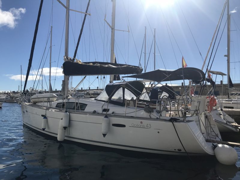 Oceanis 43-4 image