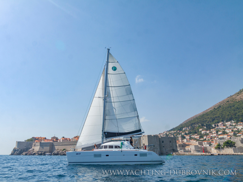 Immagine Lagoon 380