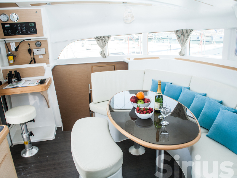 Immagine Lagoon 380