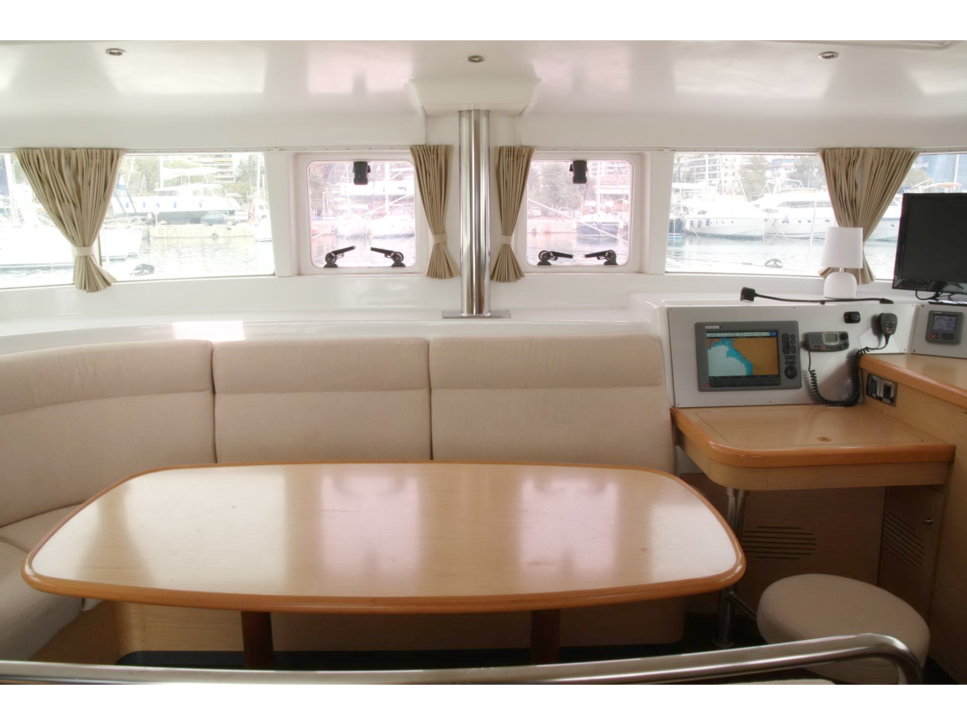 Immagine Lagoon 440 