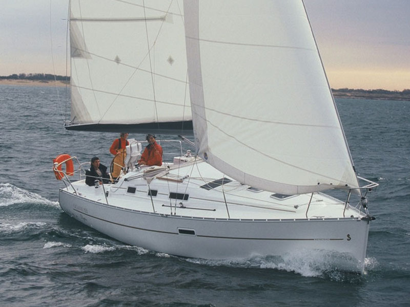 Oceanis 323 image