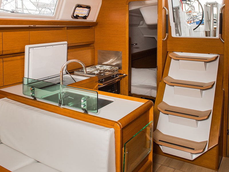 Immagine Sun Odyssey 389