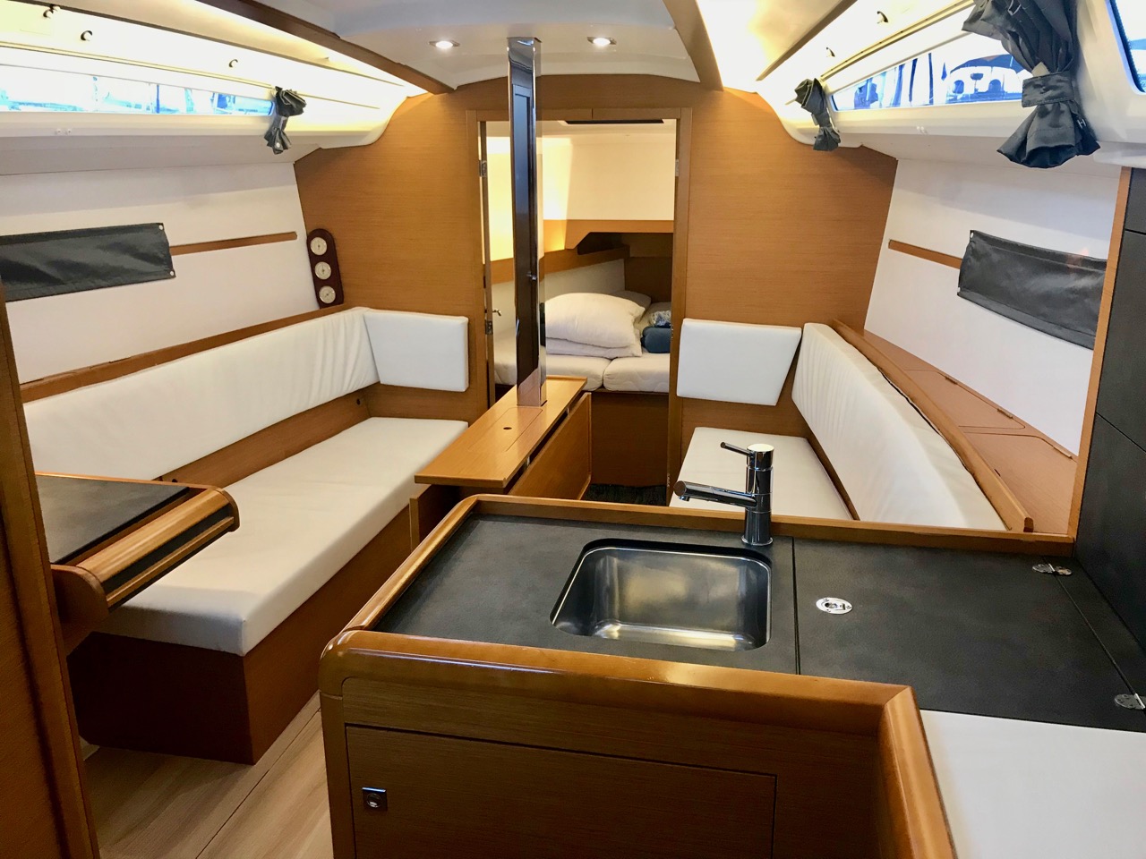 Immagine Sun Odyssey 349
