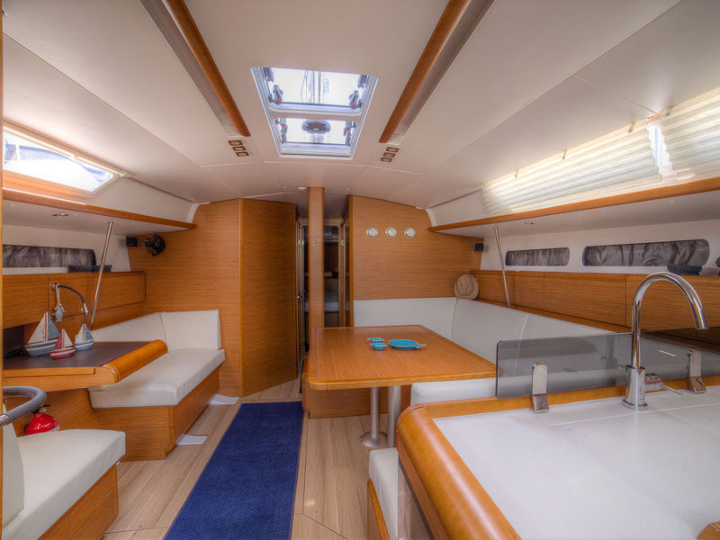 Immagine Sun Odyssey 439