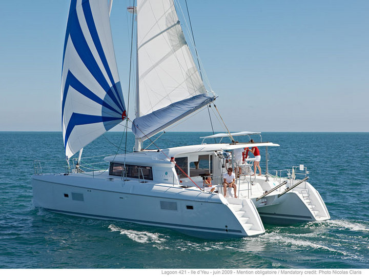 Immagine LAGOON 421