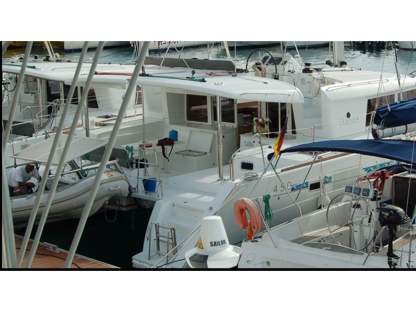 Immagine Lagoon 450