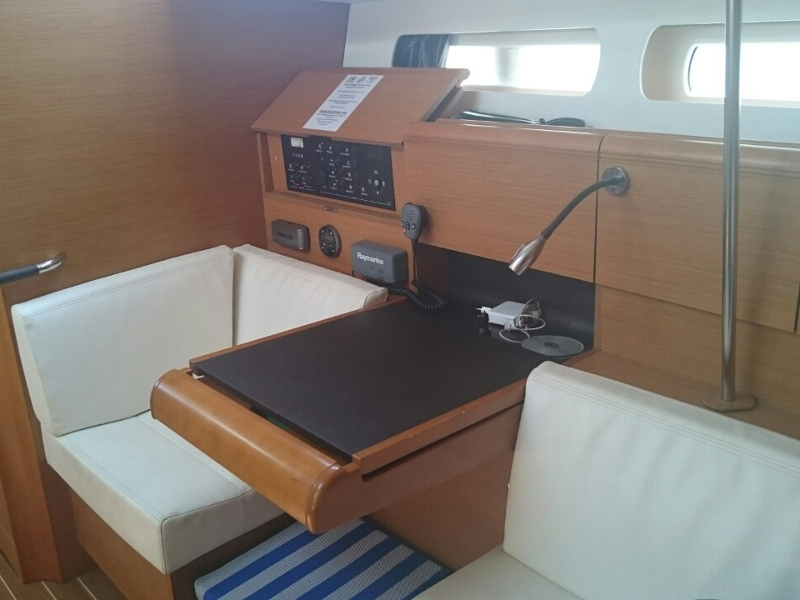 Immagine Sun Odyssey 439