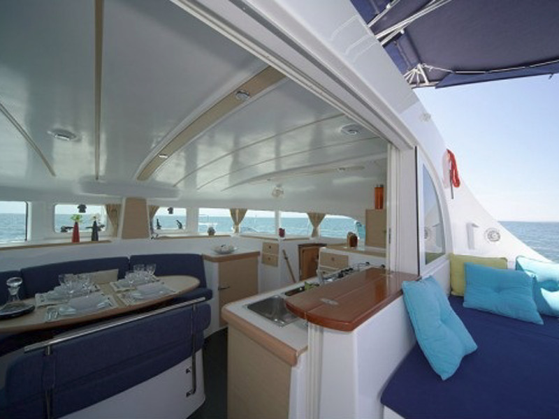 Immagine Lagoon 380
