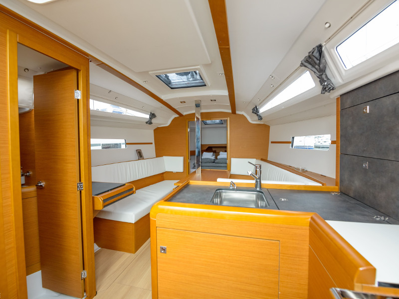 Immagine Sun Odyssey 349