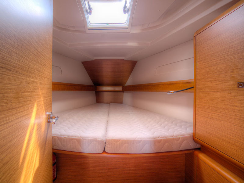 Immagine Sun Odyssey 439