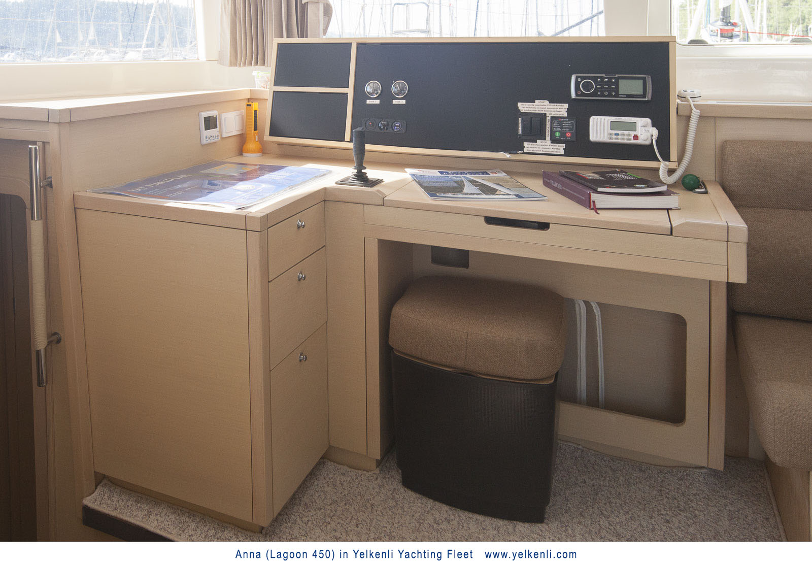 Immagine Lagoon 450