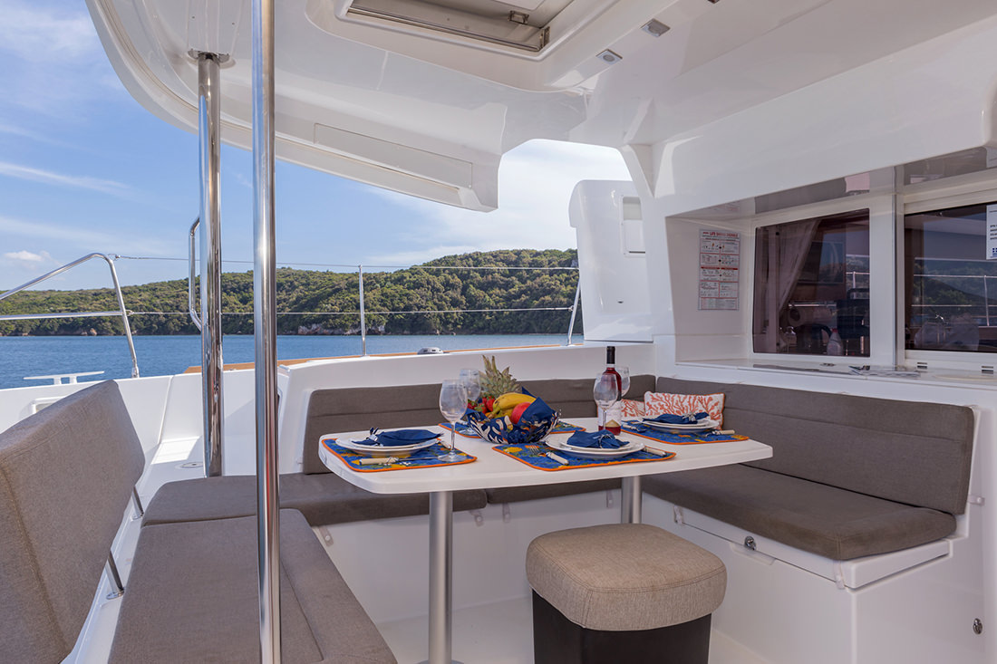 Immagine Lagoon 450