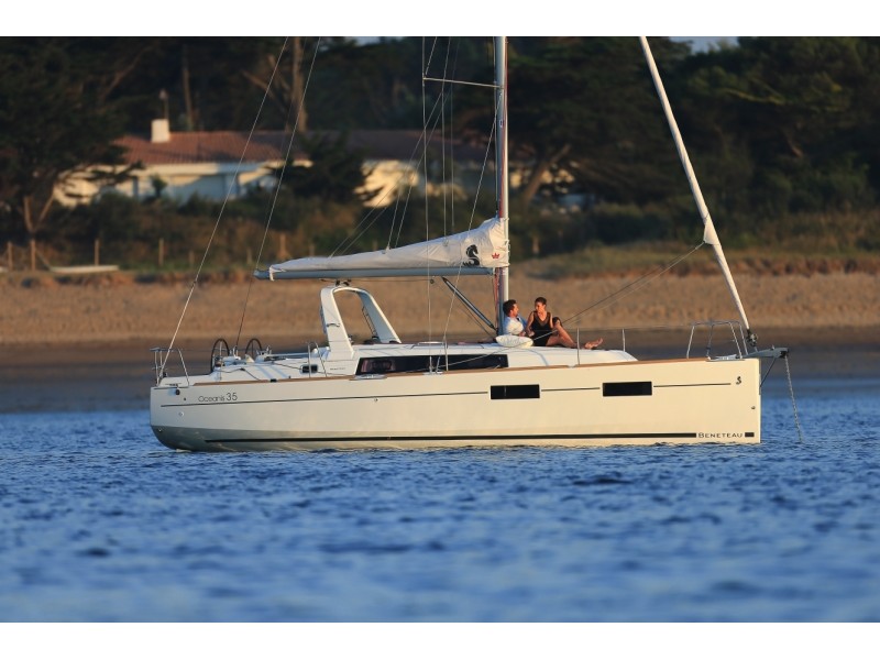 Immagine Oceanis 35