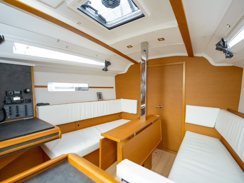 Immagine Sun Odyssey 349