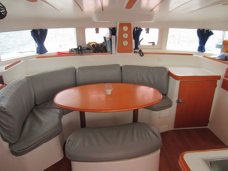 Immagine Lagoon 380